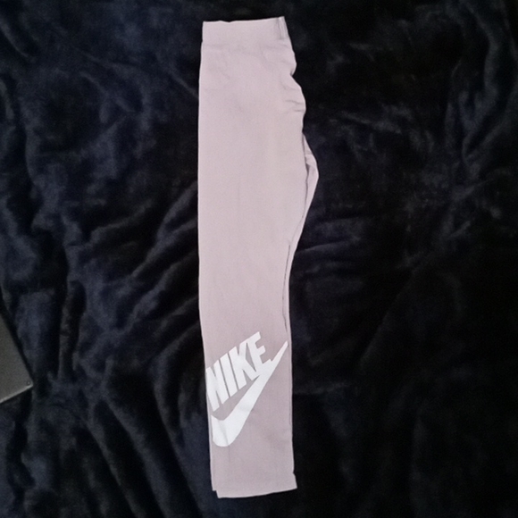 Nike leggings - Picture 2 of 3